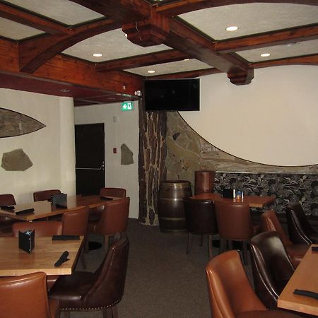 The Pine Inn Chetwynd Εξωτερικό φωτογραφία