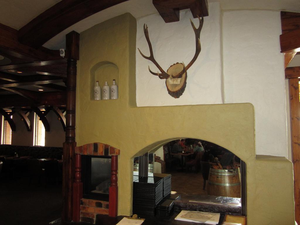 The Pine Inn Chetwynd Εξωτερικό φωτογραφία